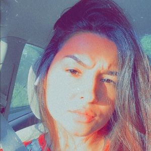 Meet your Posher, Maria de los angeles